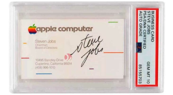 کارت ویزیت استیو جابز با امضای شخصی او با قیمت ۱۸۱ هزار دلار به‌ فروش رسید